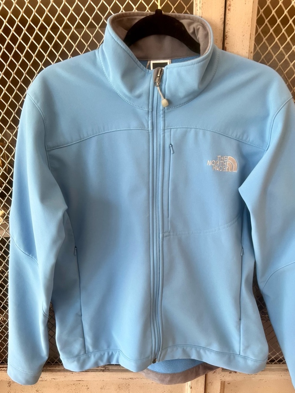The North Face Light Blue Full-Zip Softshell Utility Jacket!!